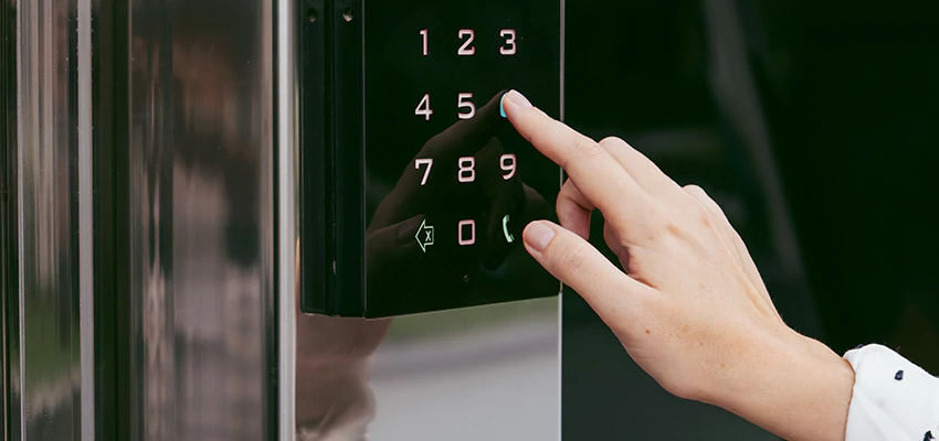 Property Management Locksmith For Lock Installation in La Riviera, CA