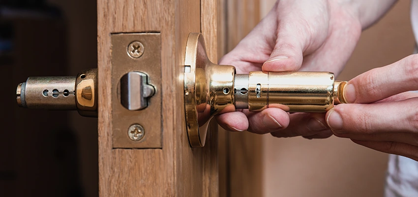 24 Hours Locksmith in La Riviera, CA