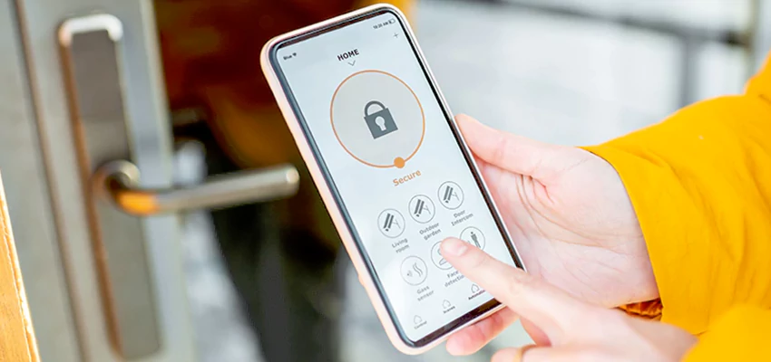 Digital Front Door Lock Repair And Installation in La Riviera, California