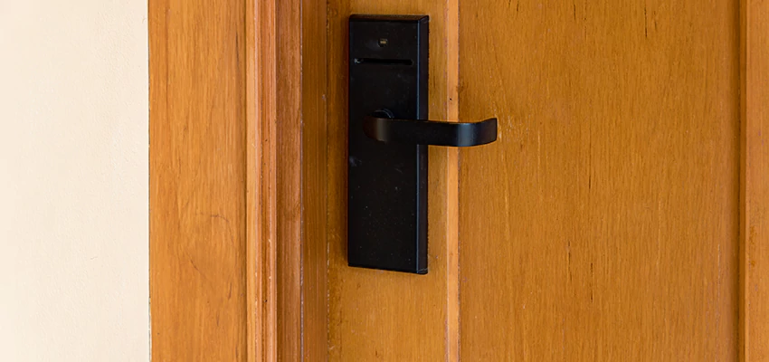 Quick Response Locksmith For Lock Repair in La Riviera, California