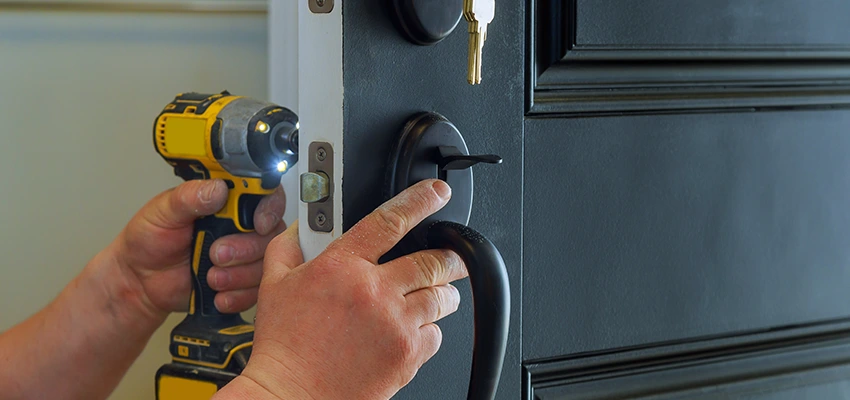 Sliding Door Lock Repair in La Riviera, CA
